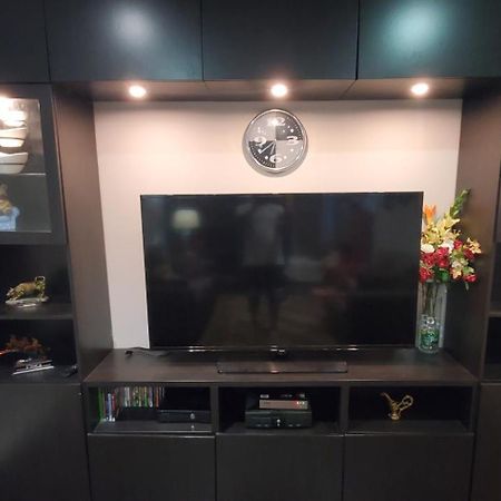 Beautiful House In Mississauga Apartment Екстериор снимка